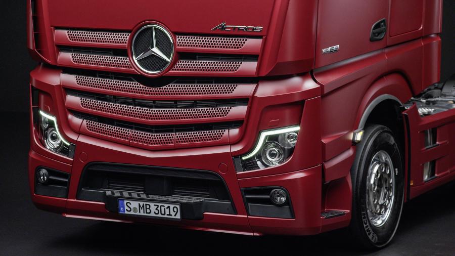 Детали экстерьера Mercedes-Benz Actros 1863 LS 4x2 (Br.963) 2018 года  (фото 56 из 60)